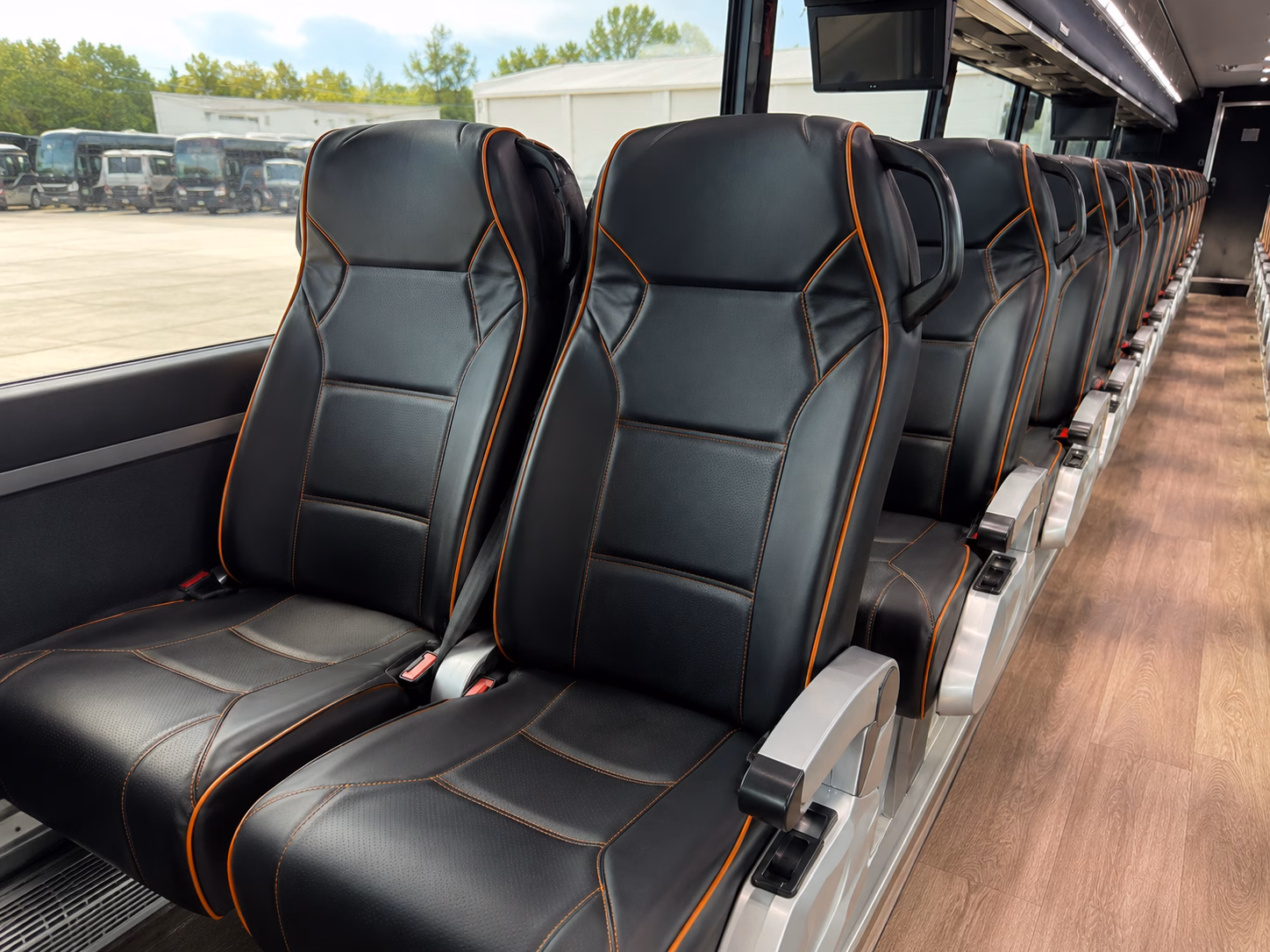 bachelorette wine tour buses in charleston south carolina
