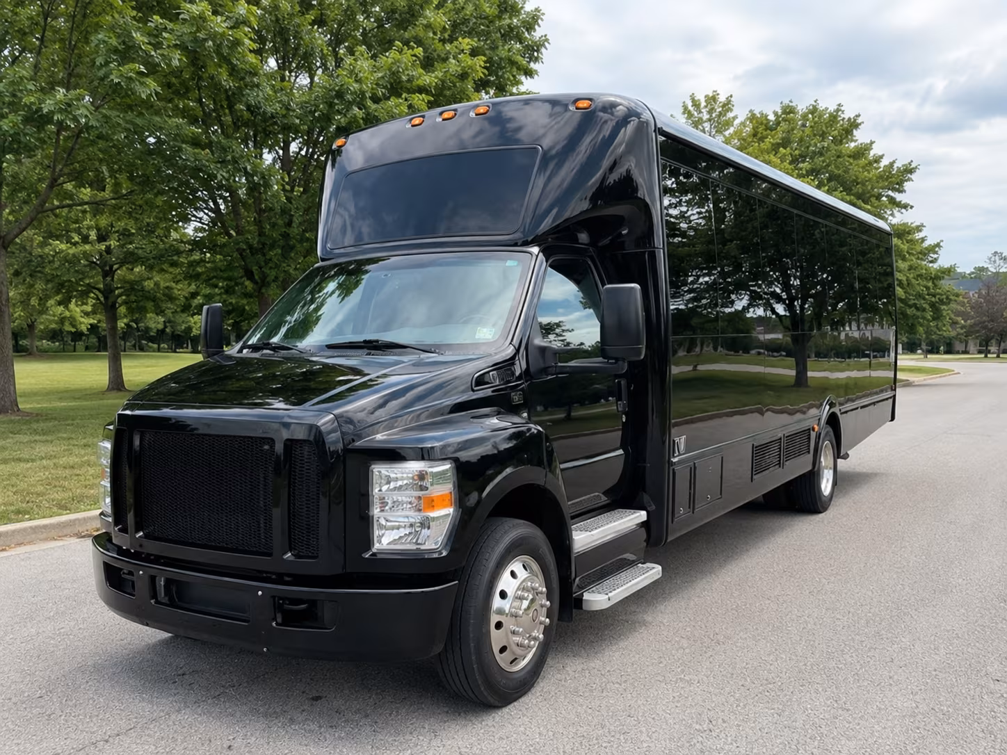 choose a party bus for your next charleston concert night out