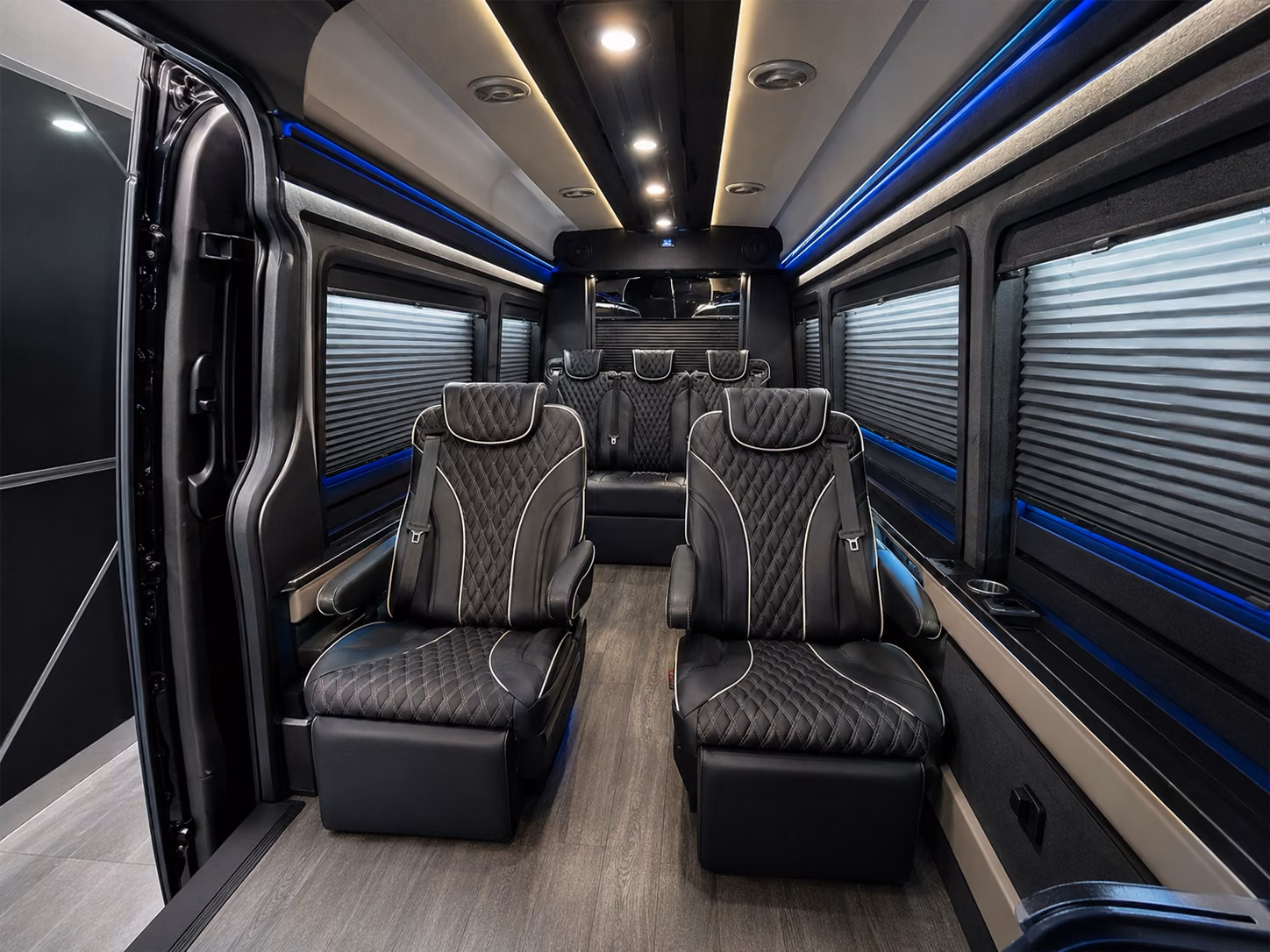 cruise transfer shuttles between chs and the port of charleston